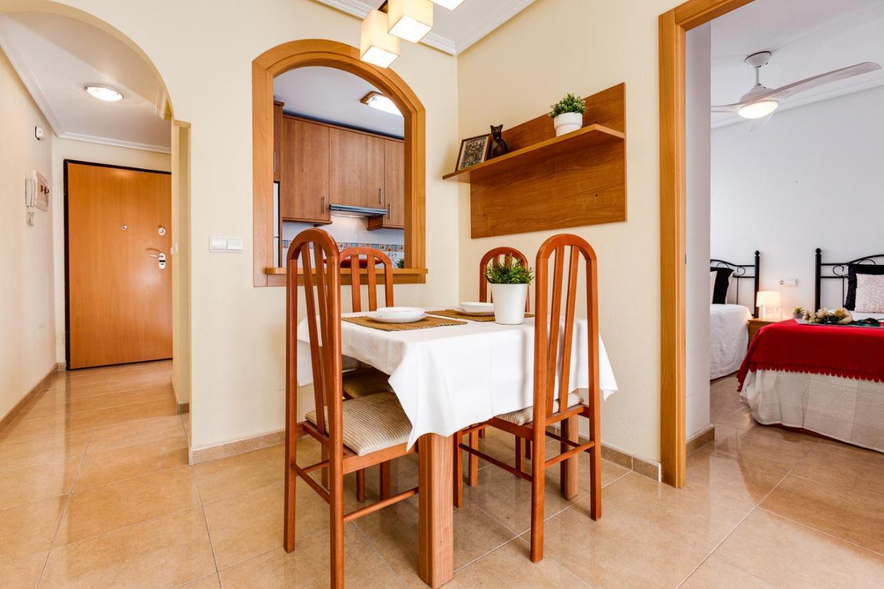 Sunny Casita, Torrevieja, Modern 2 Bed Top Floor Apartment Екстериор снимка