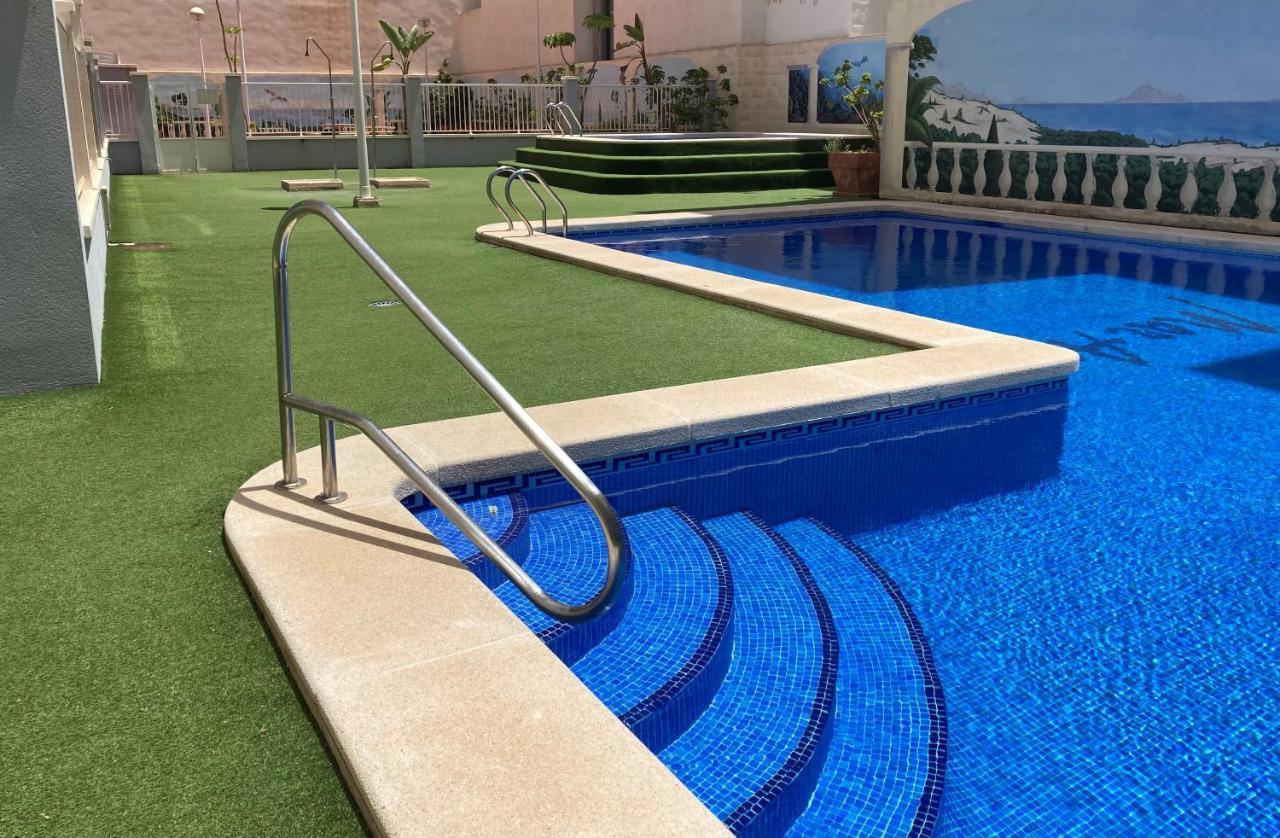 Sunny Casita, Torrevieja, Modern 2 Bed Top Floor Apartment Екстериор снимка